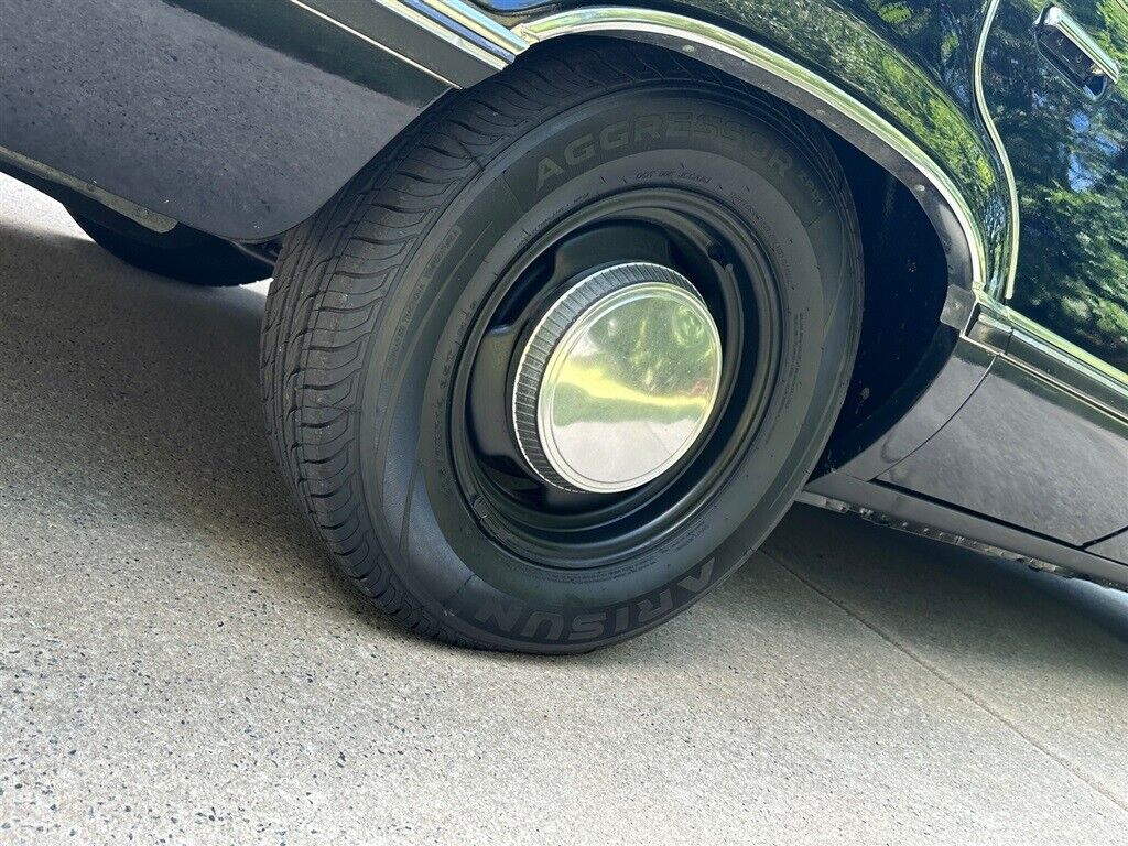 Ford-LTD-1984-27
