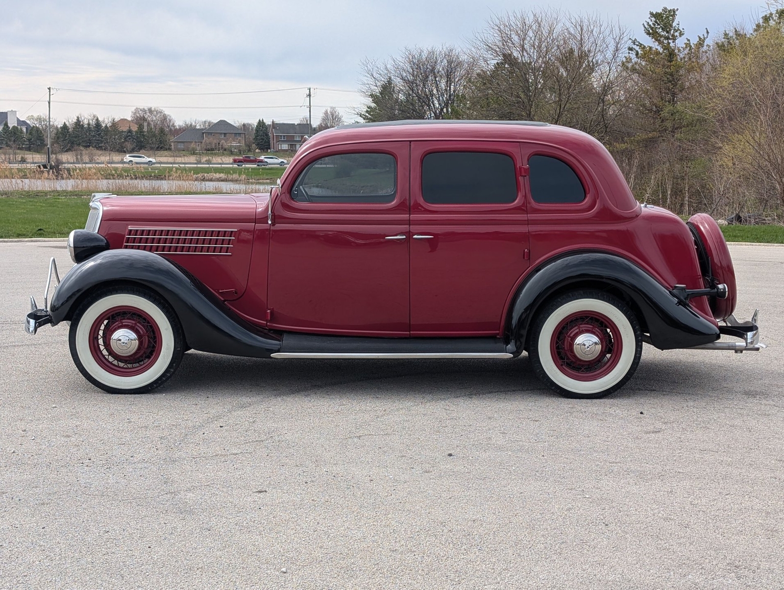 Ford-Model-48-1935-12