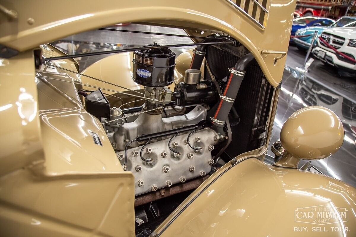 Ford-Model-48-1935-27