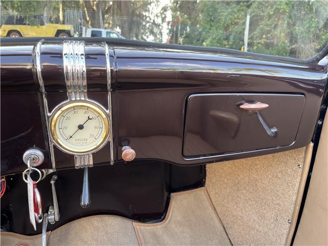 Ford-Model-48-Cabriolet-1936-Convertible-24