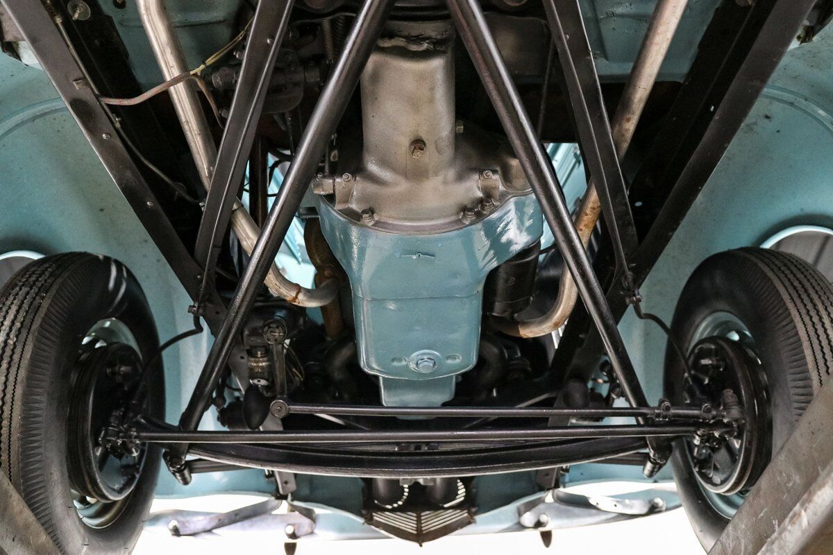 Ford-Model-74-1937-Coupe-24
