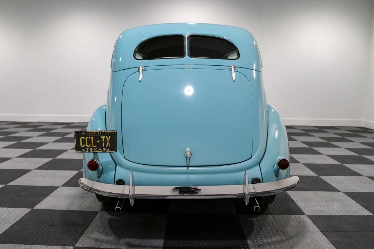 Ford-Model-74-1937-Coupe-5