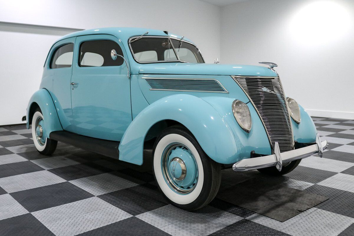 Ford-Model-74-1937-Coupe