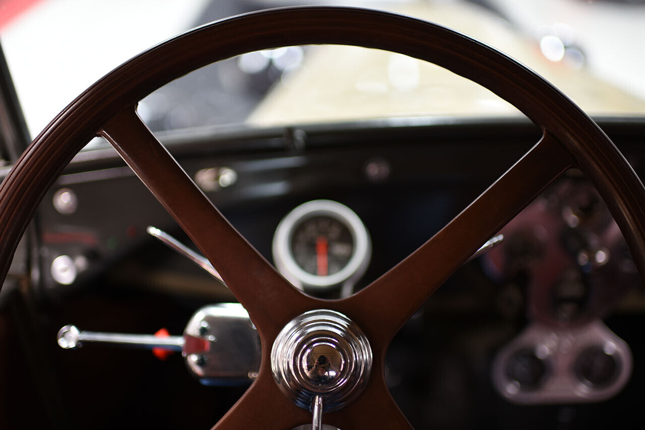 Ford-Model-A-1928-Convertible-14