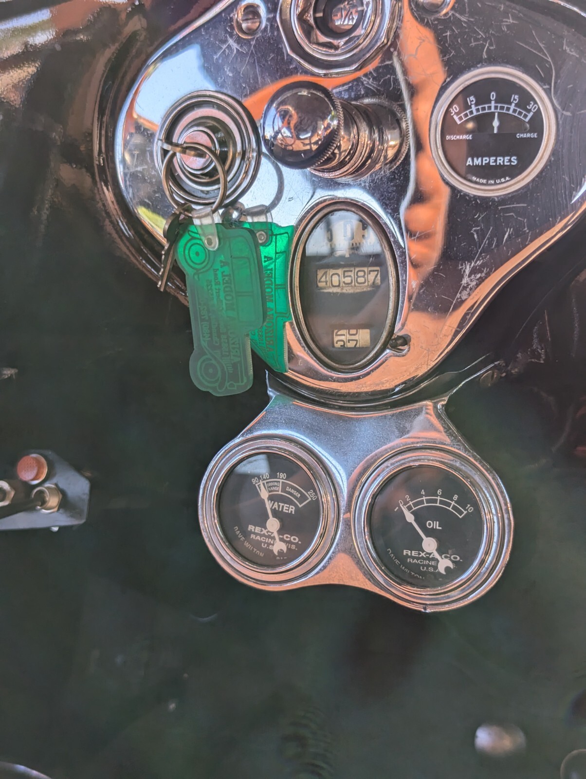 Ford-Model-A-1928-Convertible-17