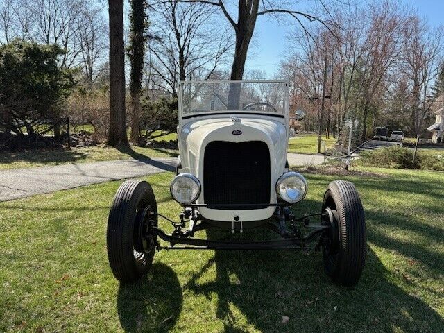 Ford-Model-A-1928-Convertible-2