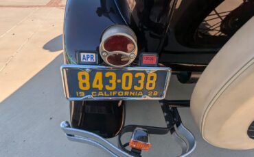 Ford-Model-A-1928-Convertible-25