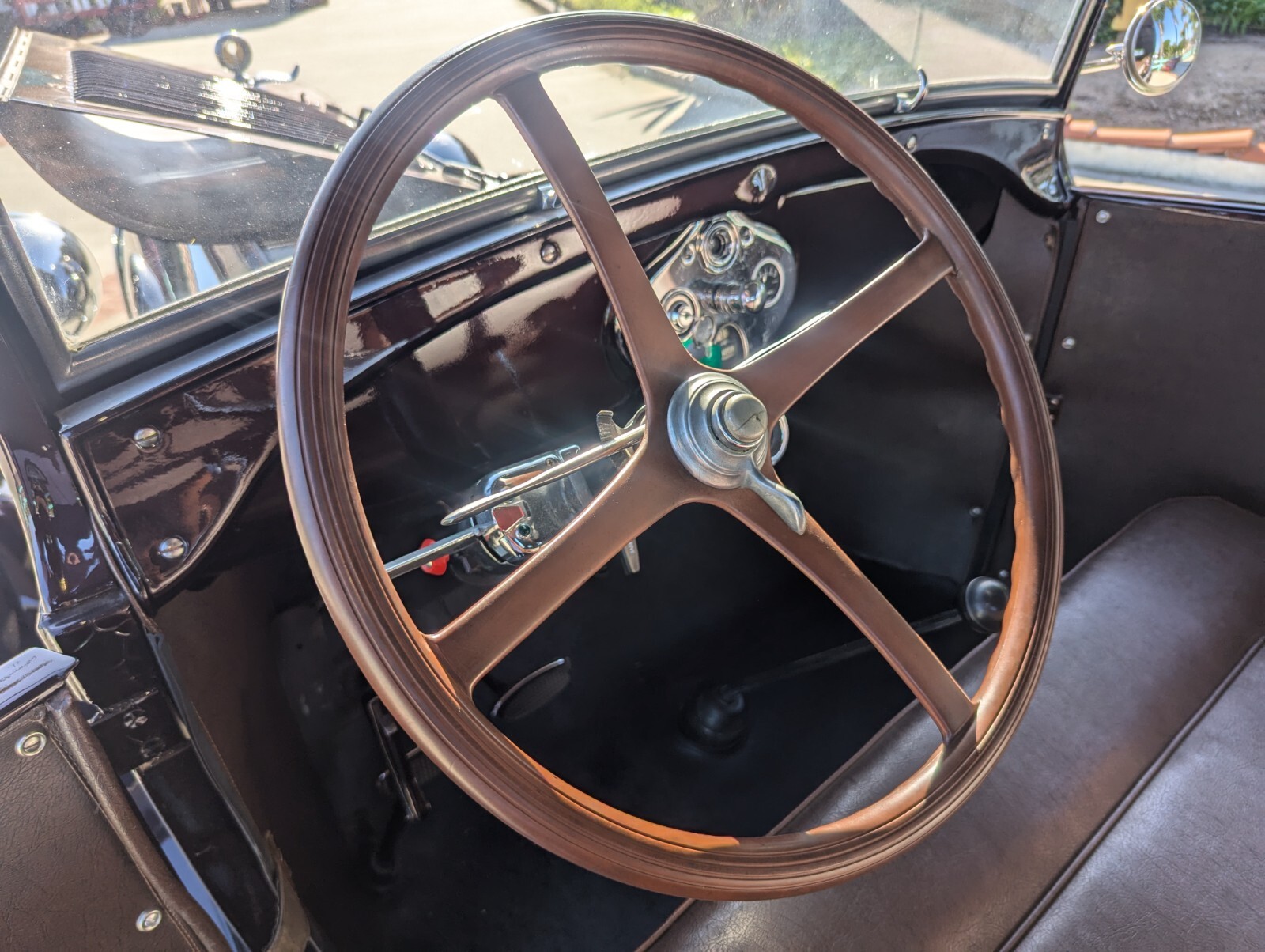 Ford-Model-A-1928-Convertible-29