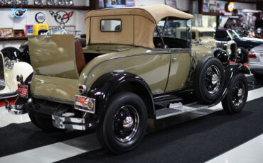 Ford-Model-A-1928-Convertible-3