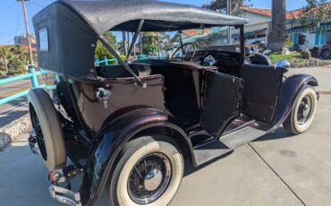 Ford-Model-A-1928-Convertible-35