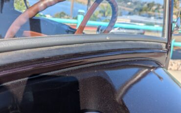 Ford-Model-A-1928-Convertible-37