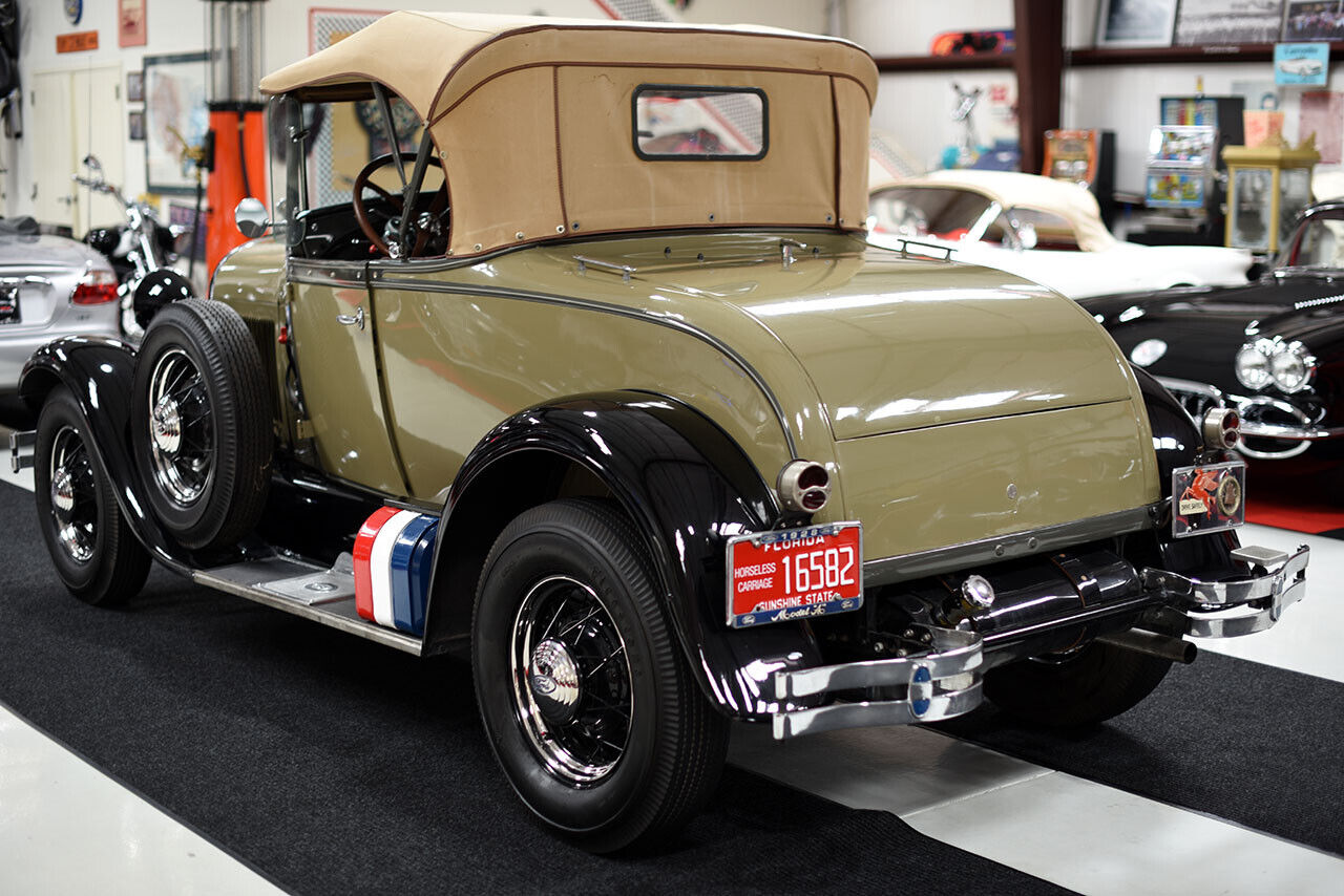 Ford-Model-A-1928-Convertible-5