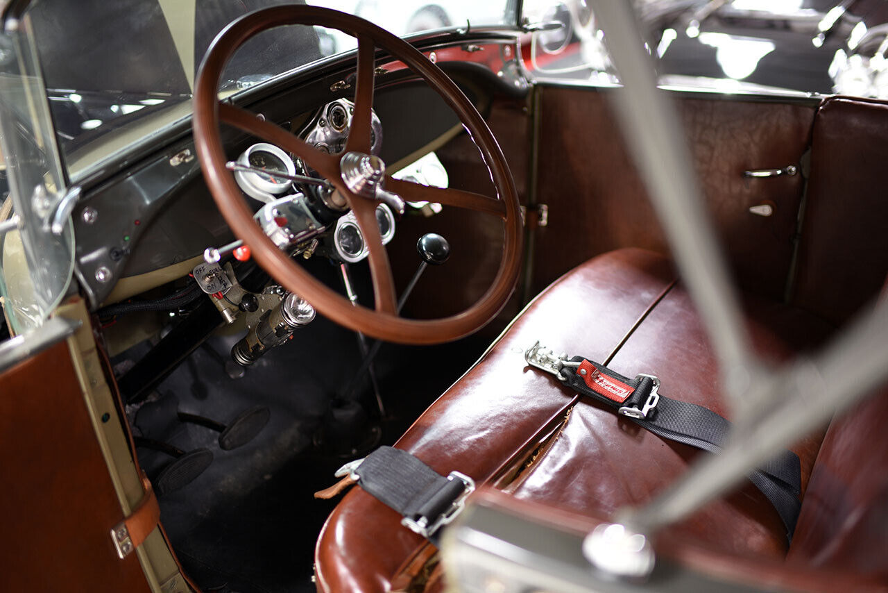 Ford-Model-A-1928-Convertible-7
