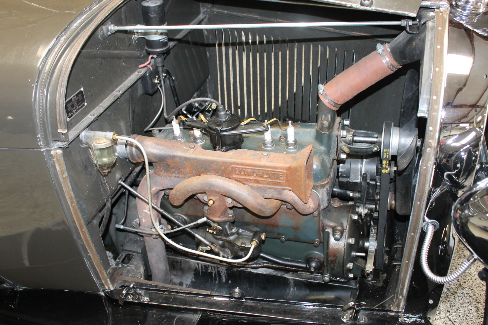 Ford-Model-A-1929-Convertible-16