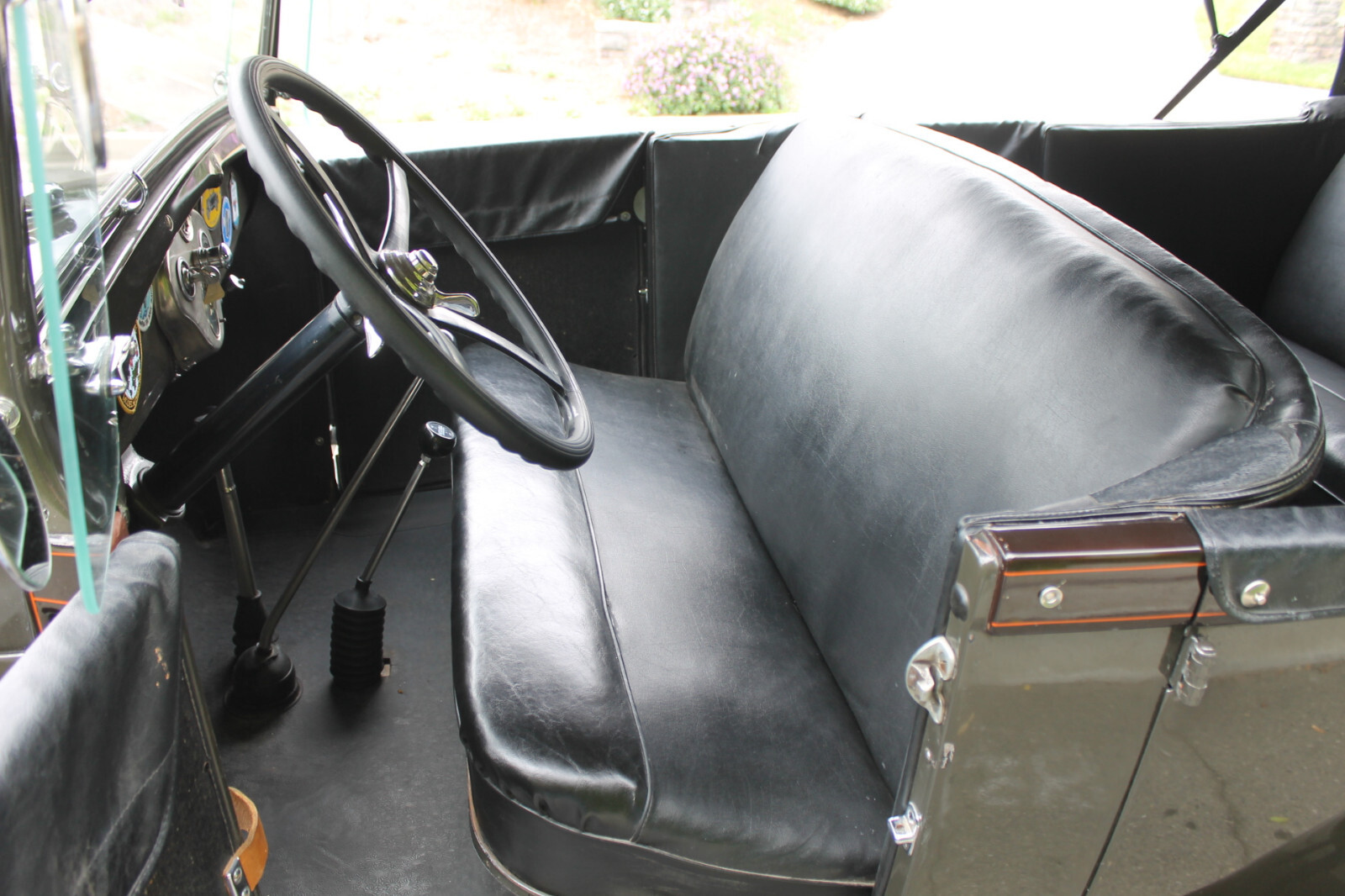 Ford-Model-A-1929-Convertible-6