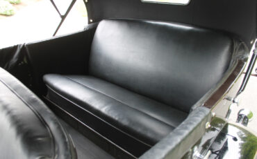 Ford-Model-A-1929-Convertible-7