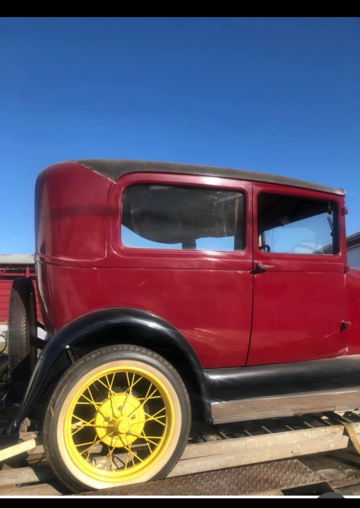 Ford-Model-A-1929-Sedan