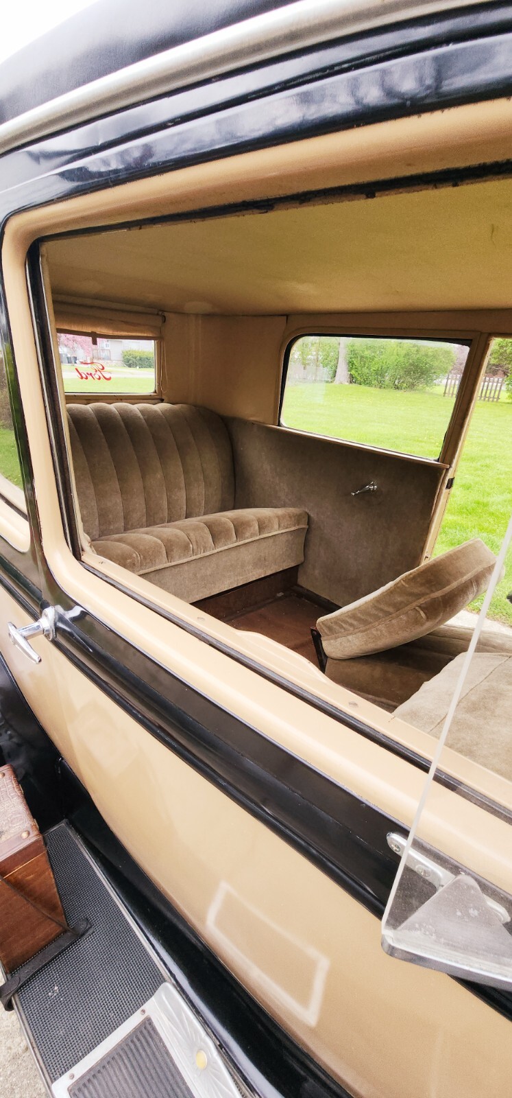 Ford-Model-A-1930-Sedan-15