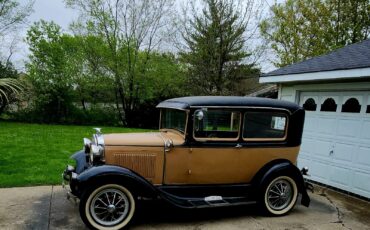Ford-Model-A-1930-Sedan-23