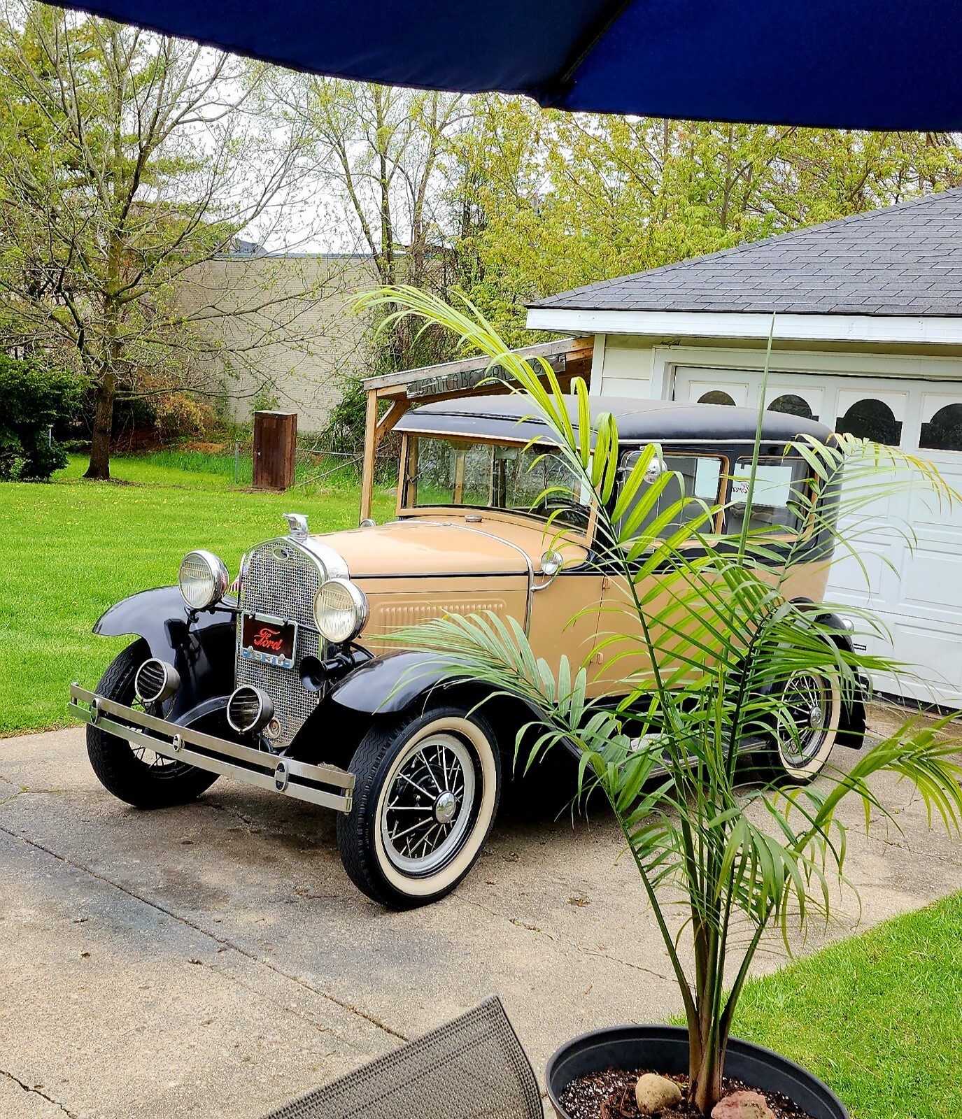 Ford-Model-A-1930-Sedan-25