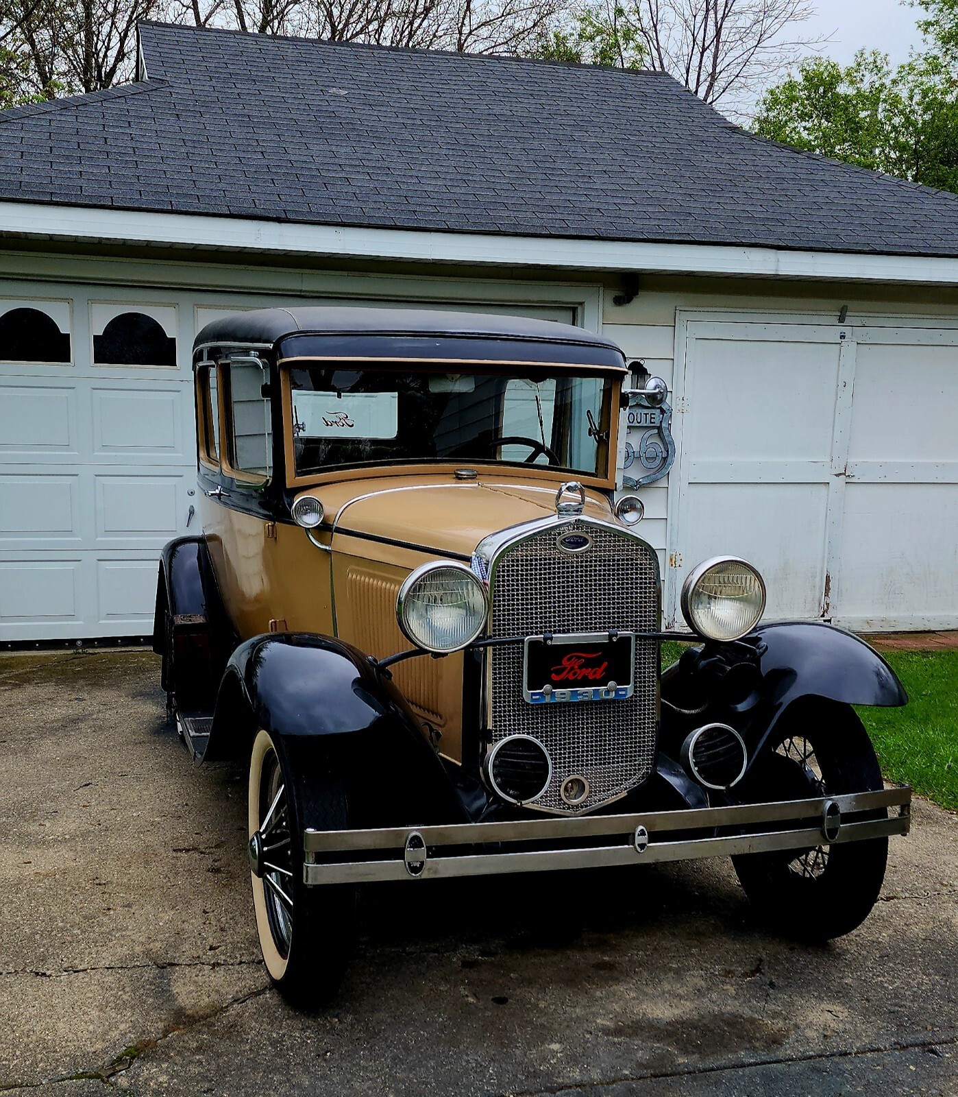 Ford-Model-A-1930-Sedan-26