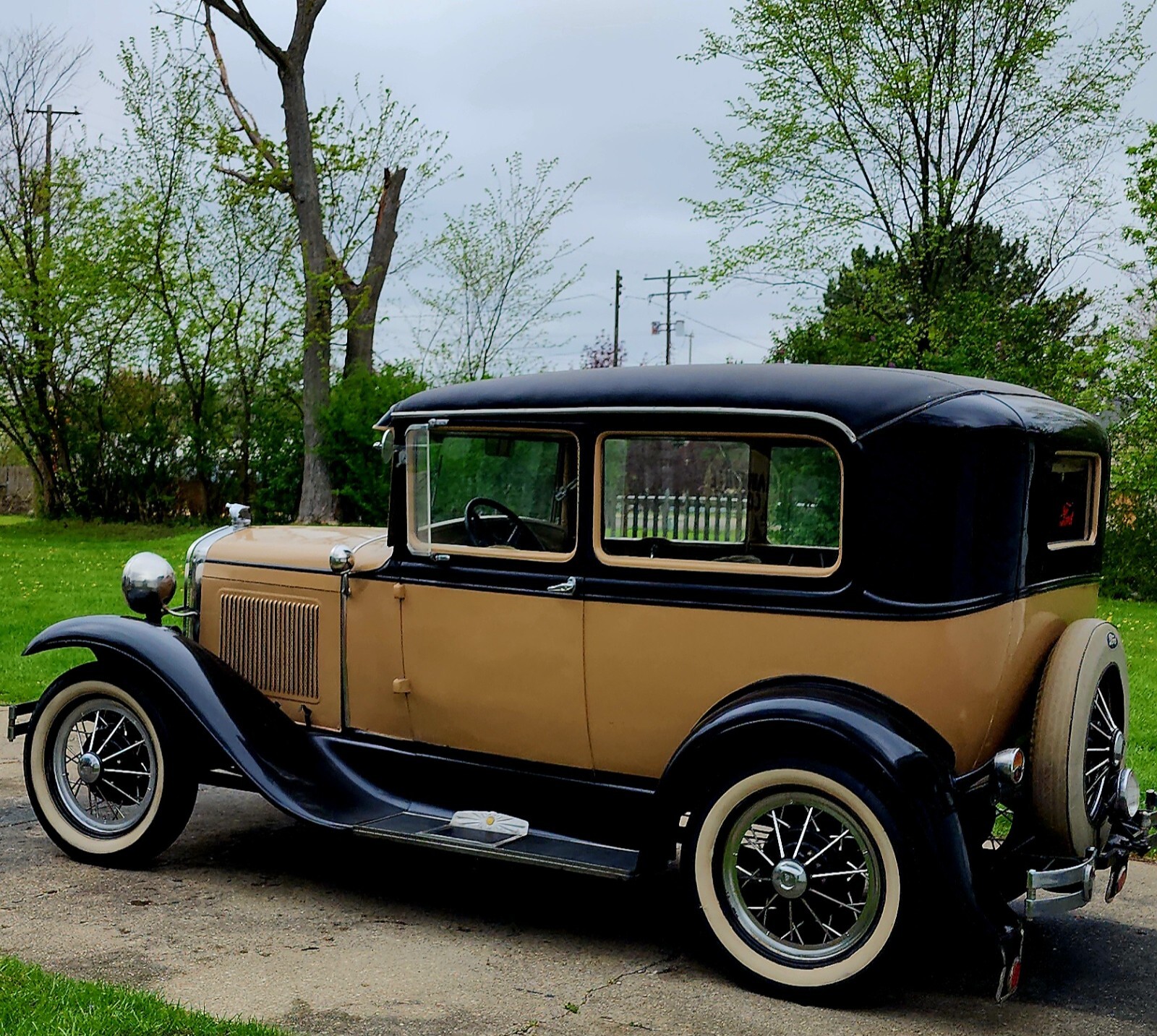 Ford-Model-A-1930-Sedan-33