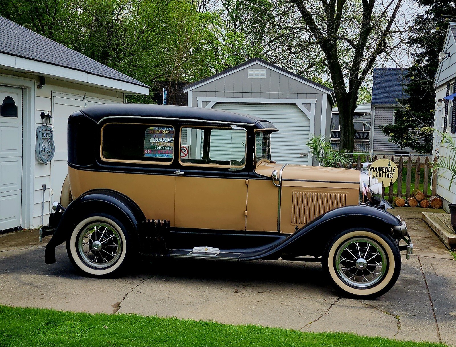 Ford-Model-A-1930-Sedan-34