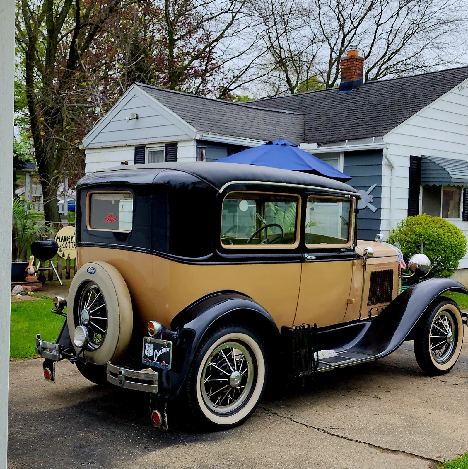 Ford-Model-A-1930-Sedan-36