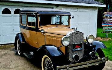Ford-Model-A-1930-Sedan