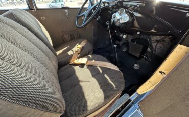 Ford-Model-A-1930-Tudor-Sedan-11