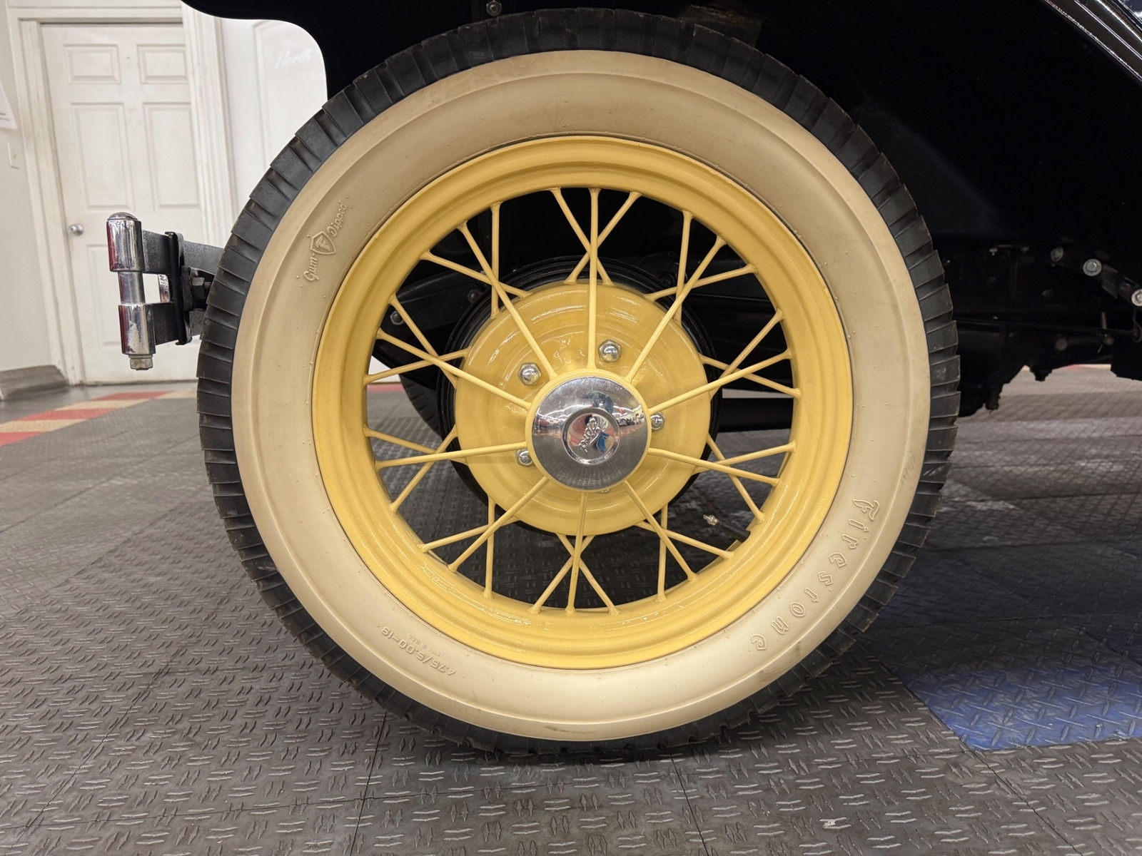Ford-Model-A-1931-26