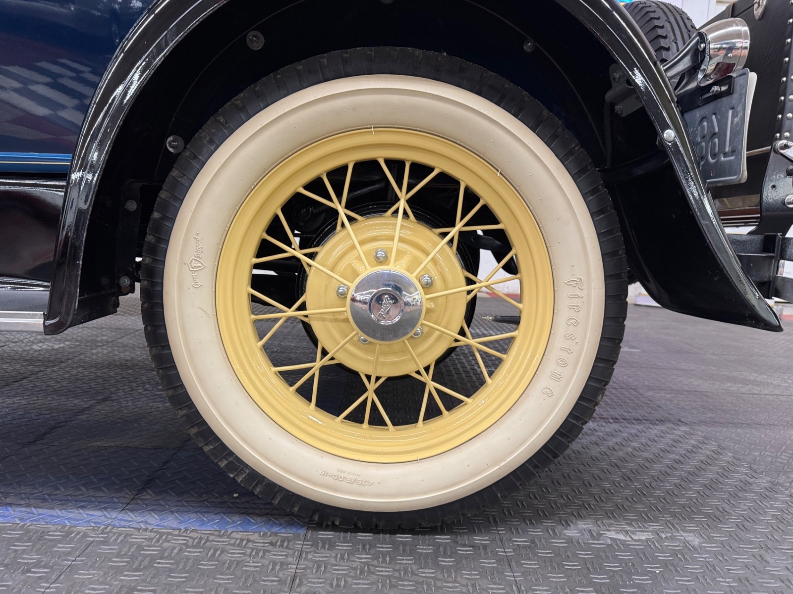 Ford-Model-A-1931-27