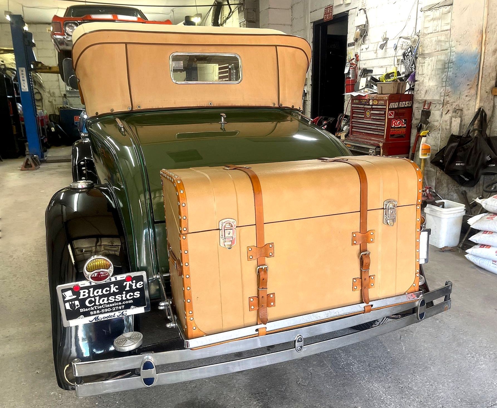 Ford-Model-A-1931-Deluxe-Roadster-18