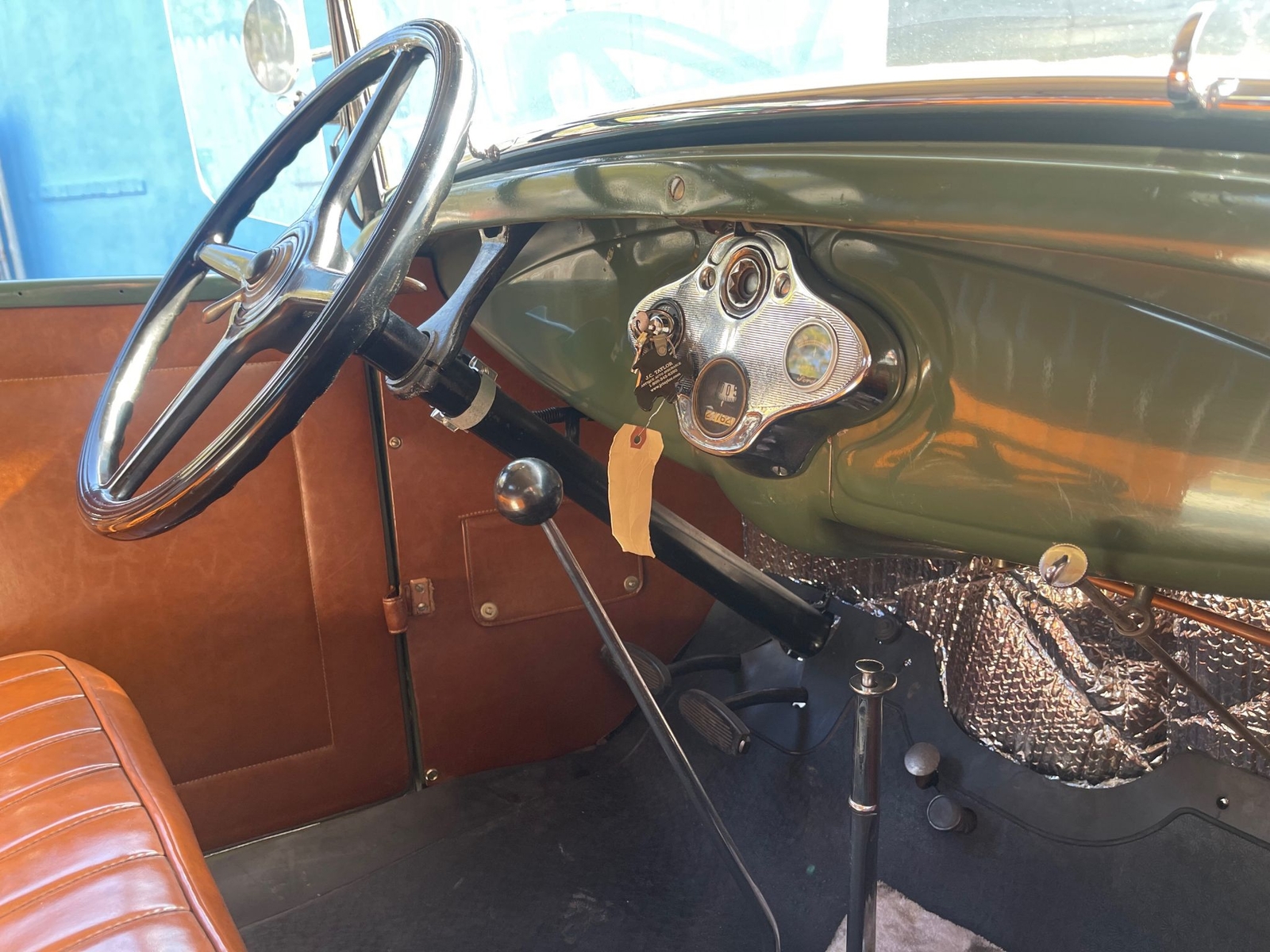 Ford-Model-A-1931-Deluxe-Roadster-22