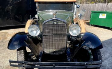 Ford-Model-A-1931-Deluxe-Roadster-3