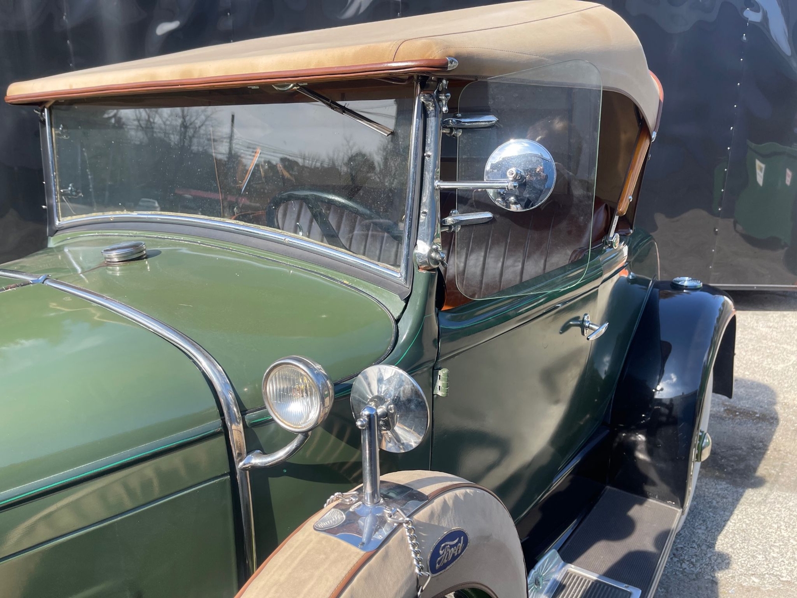 Ford-Model-A-1931-Deluxe-Roadster-6