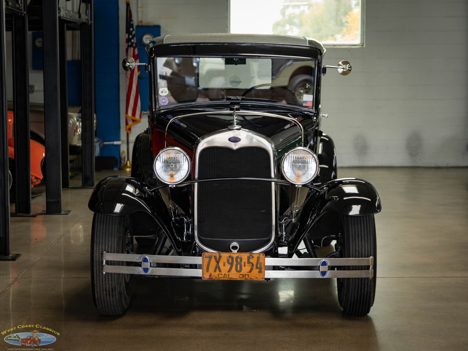 Ford-Model-A-5-Window-1930-2-Door-Coupe-12