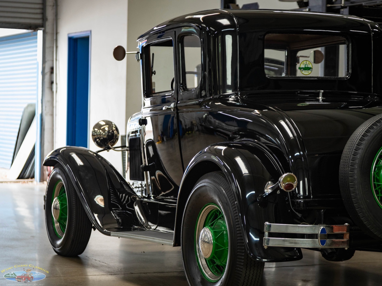 Ford-Model-A-5-Window-1930-2-Door-Coupe-21