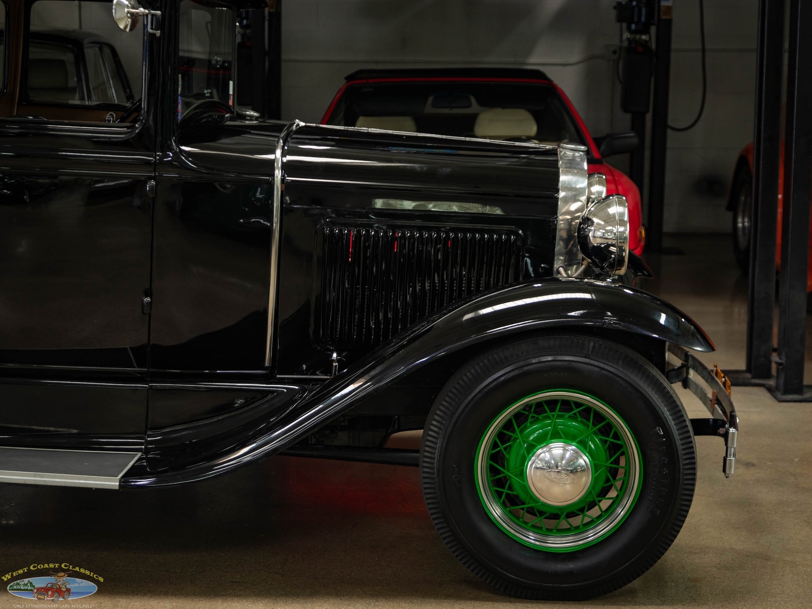 Ford-Model-A-5-Window-1930-2-Door-Coupe-3