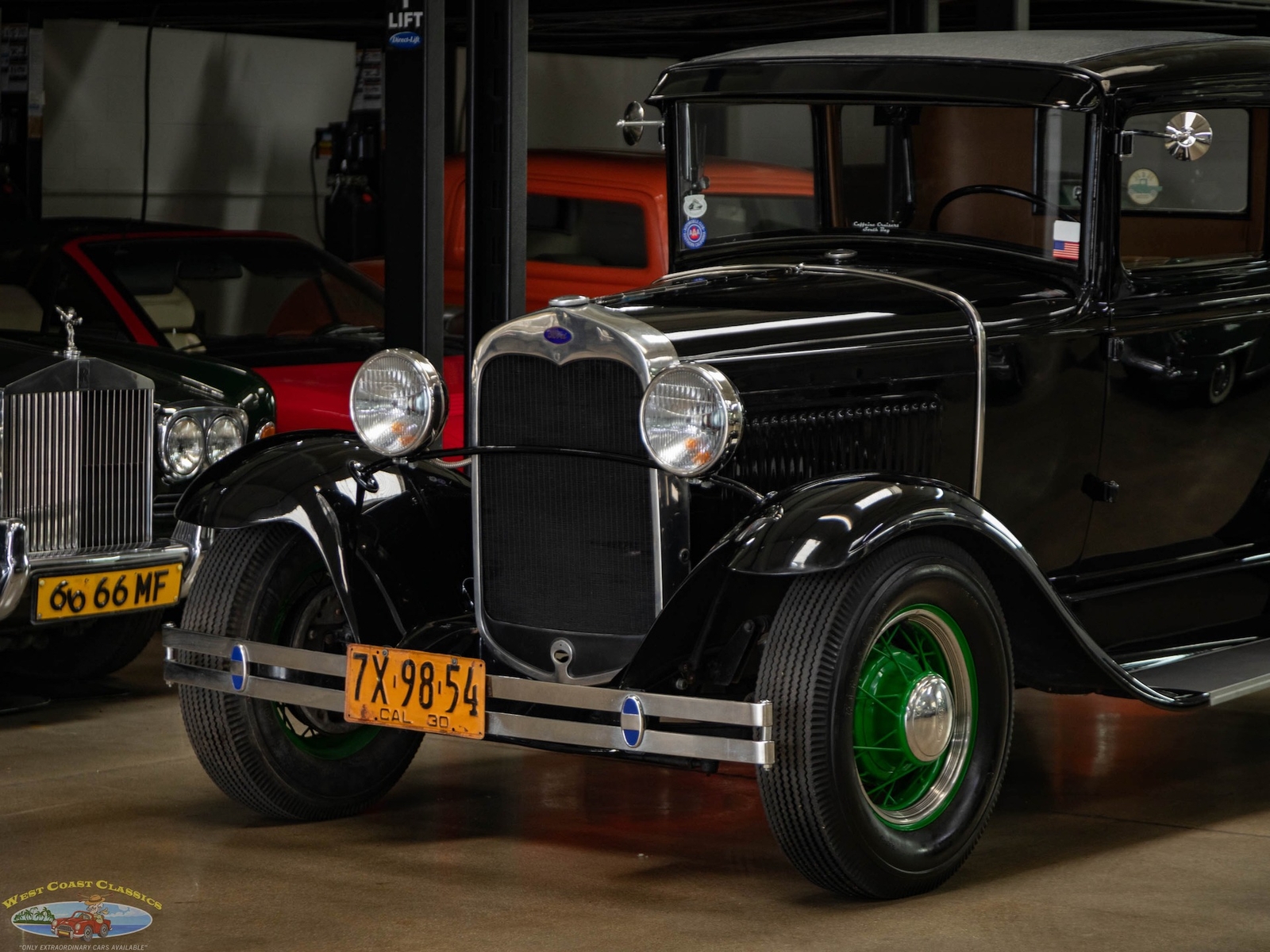 Ford-Model-A-5-Window-1930-2-Door-Coupe-7