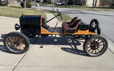 Ford-Model-T-1919