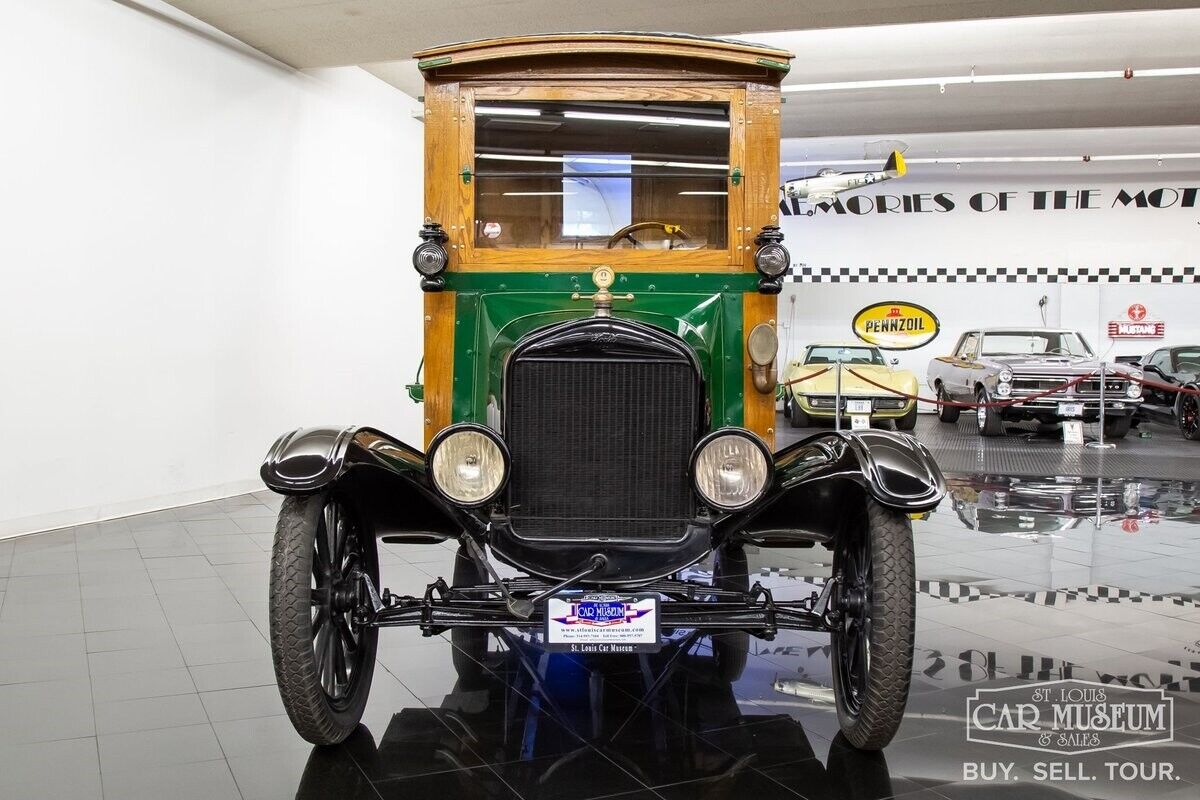 Ford-Model-T-1925-Truck-3