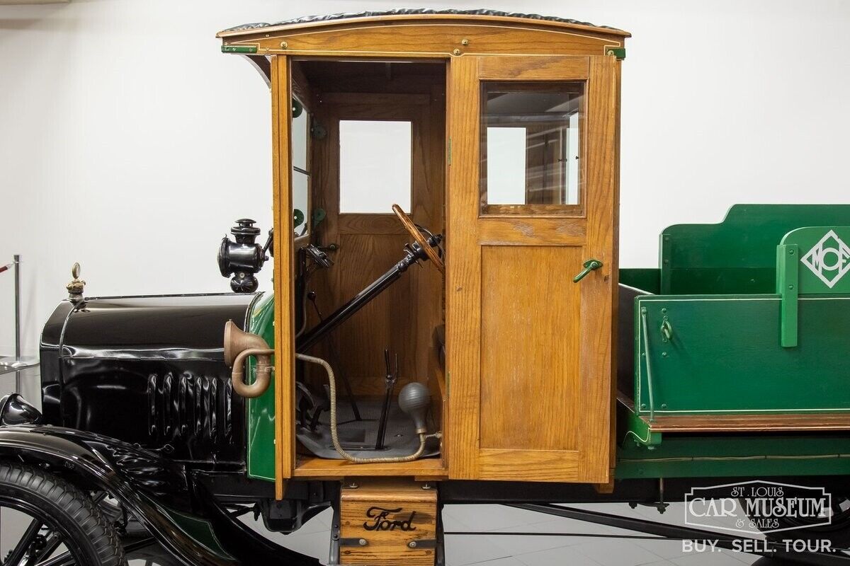 Ford-Model-T-1925-Truck-36