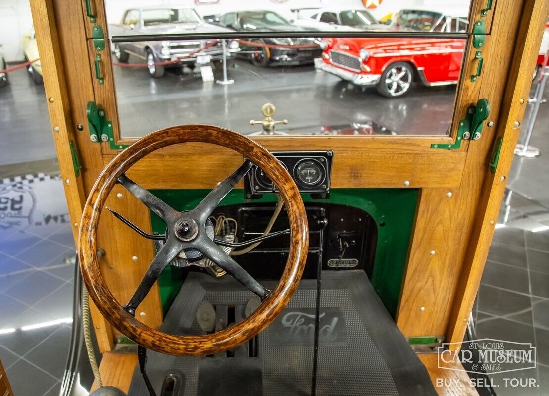 Ford-Model-T-1925-Truck-4