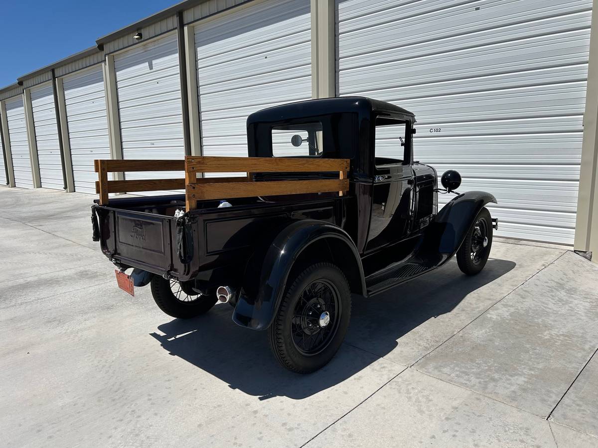 Ford-Model-a-pickup-1930-black-2