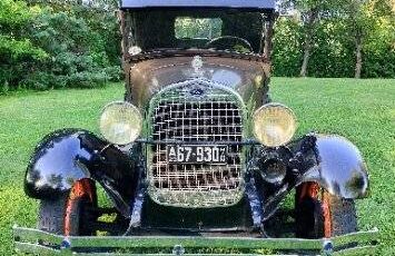Ford-Model-a-sport-coupe-1929-brown-1