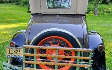 Ford-Model-a-sport-coupe-1929-brown-2
