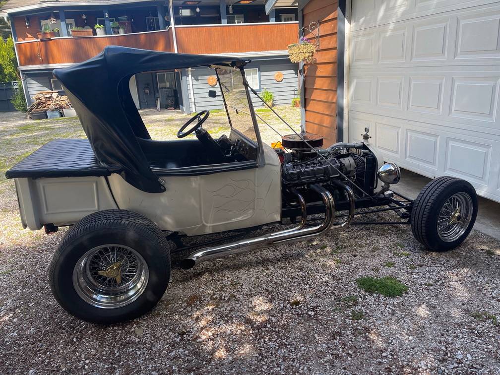 Ford-Model-t-bucket-1923-white-5