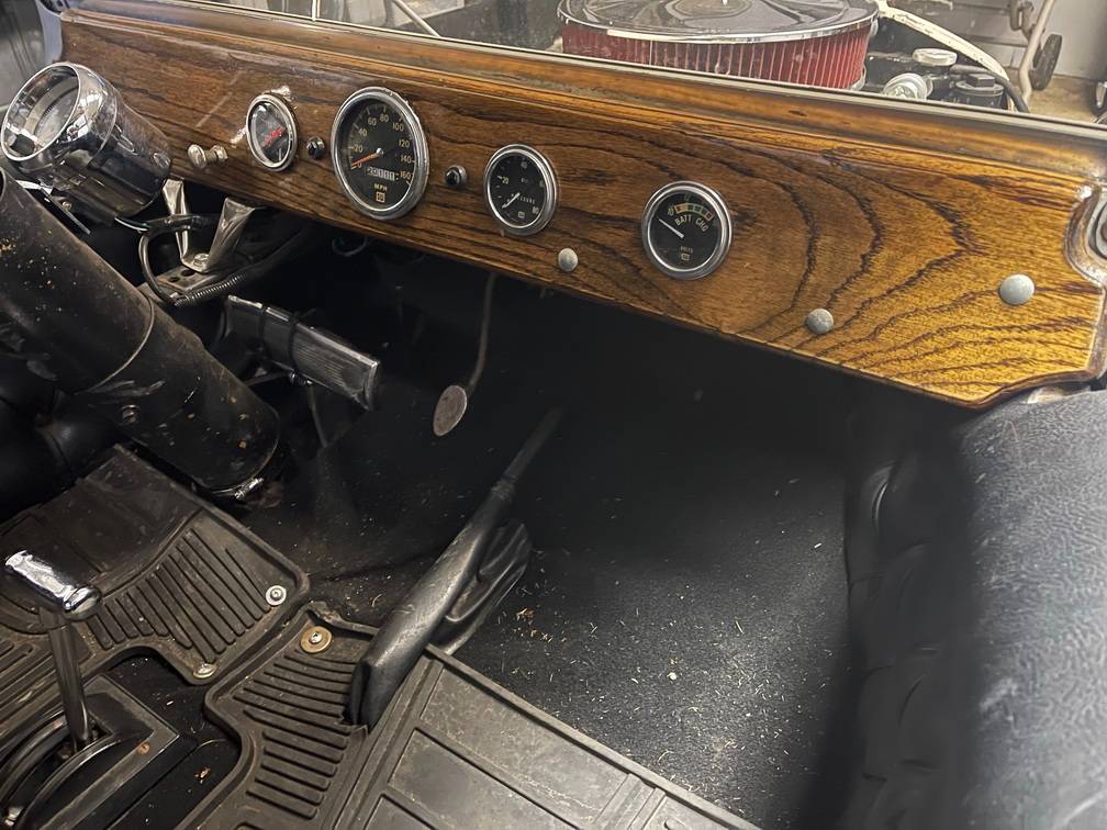 Ford-Model-t-bucket-1923-white-6