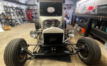 Ford-Model-t-bucket-1923-white-9